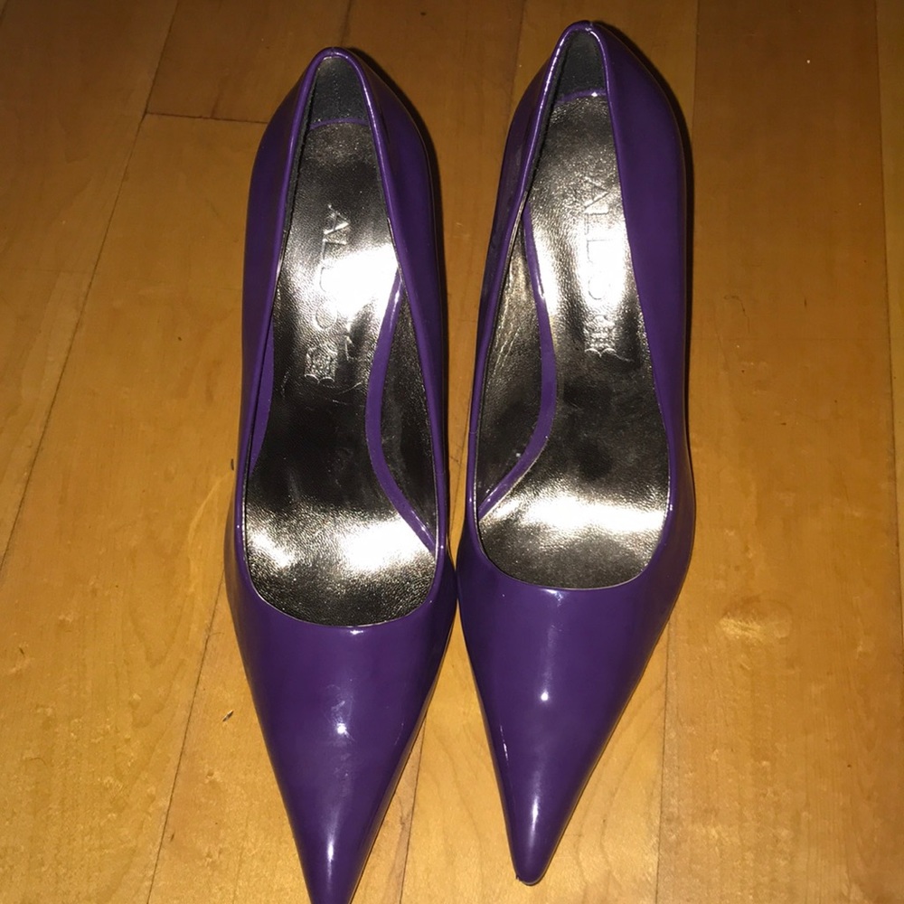 Purple Patent Pumps - New !